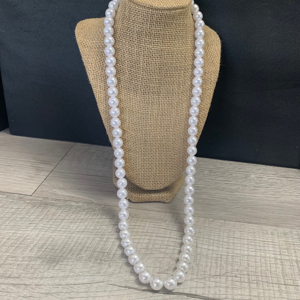 White Faux Pearl Long Strand Necklace 30 Inch Iridescent Round Bead No Clasp